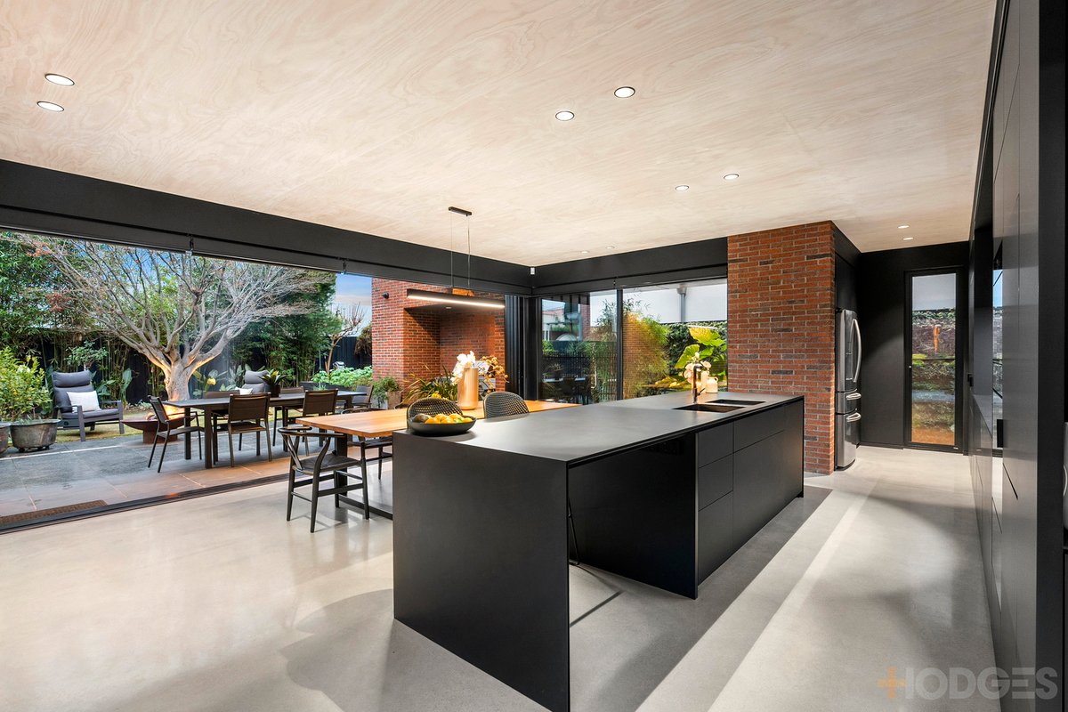 7 Vincent Avenue Geelong - Residential for sale