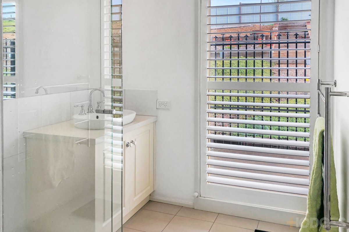 70 McNeill Court Lara - Residential for sale