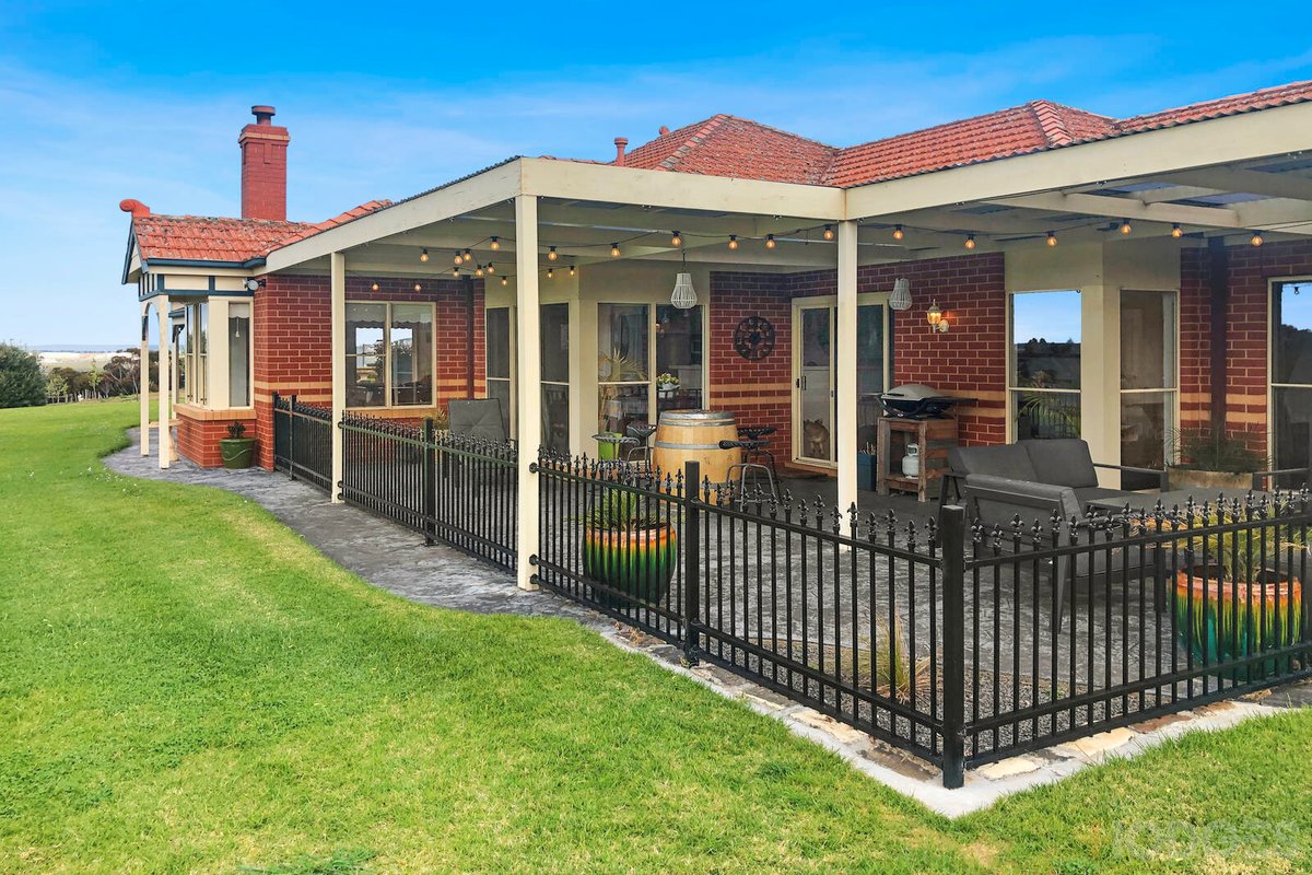 70 McNeill Court Lara - Residential for sale