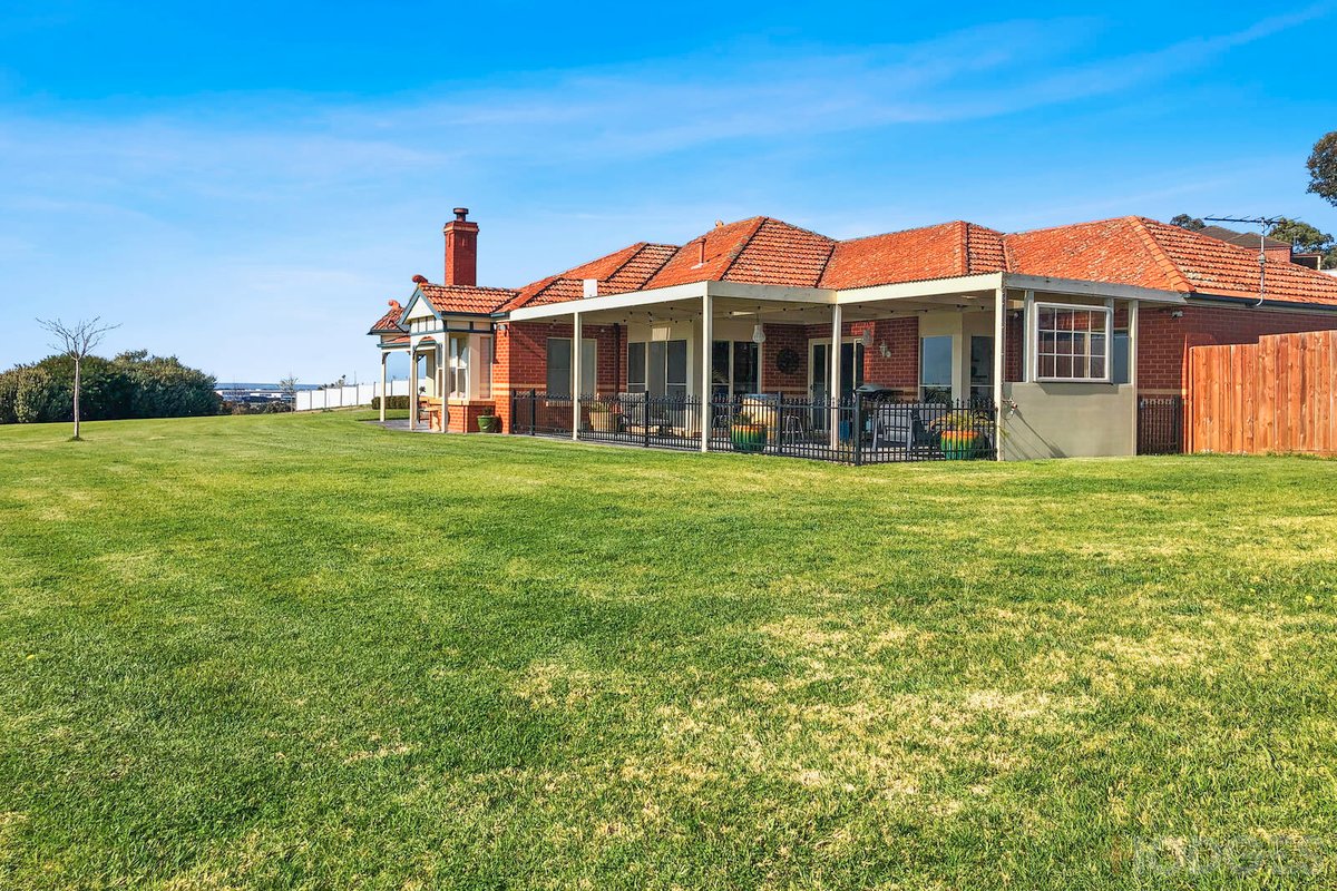 70 McNeill Court Lara - Residential for sale