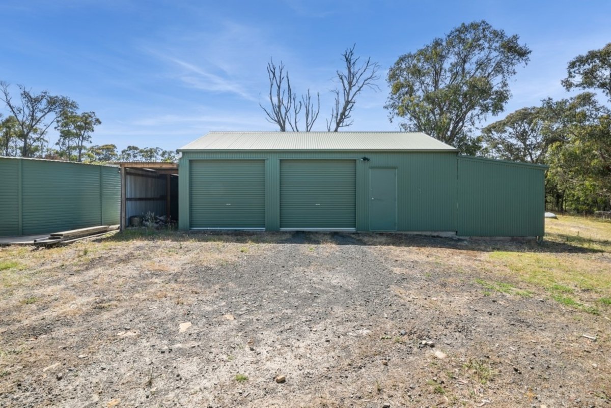 700 Spur Road Clonbinane - Residential for sale