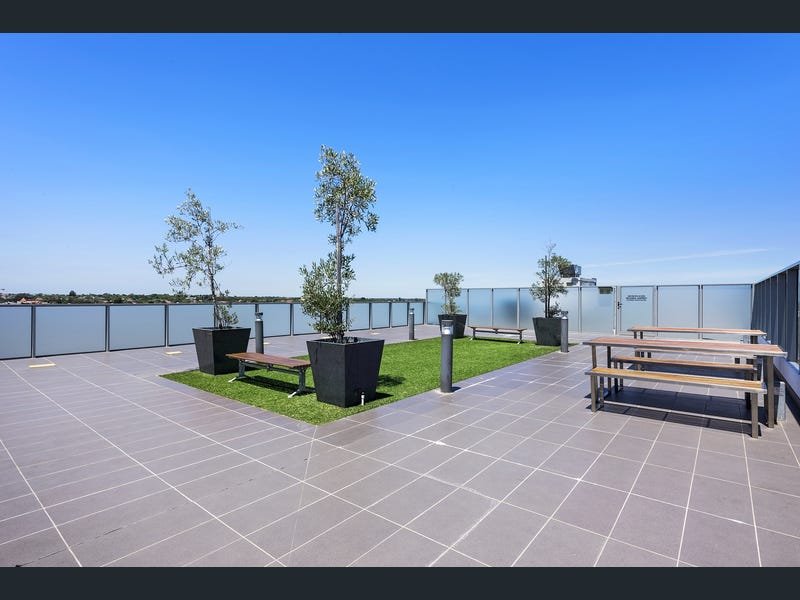 701 / 15 Clifton Street PRAHRAN - Residential for lease