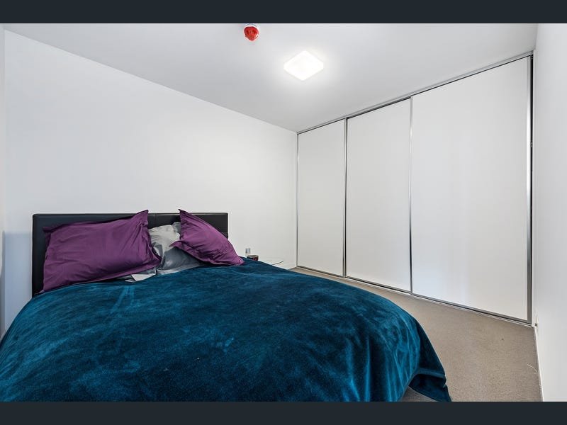 701 / 15 Clifton Street PRAHRAN - Residential for lease