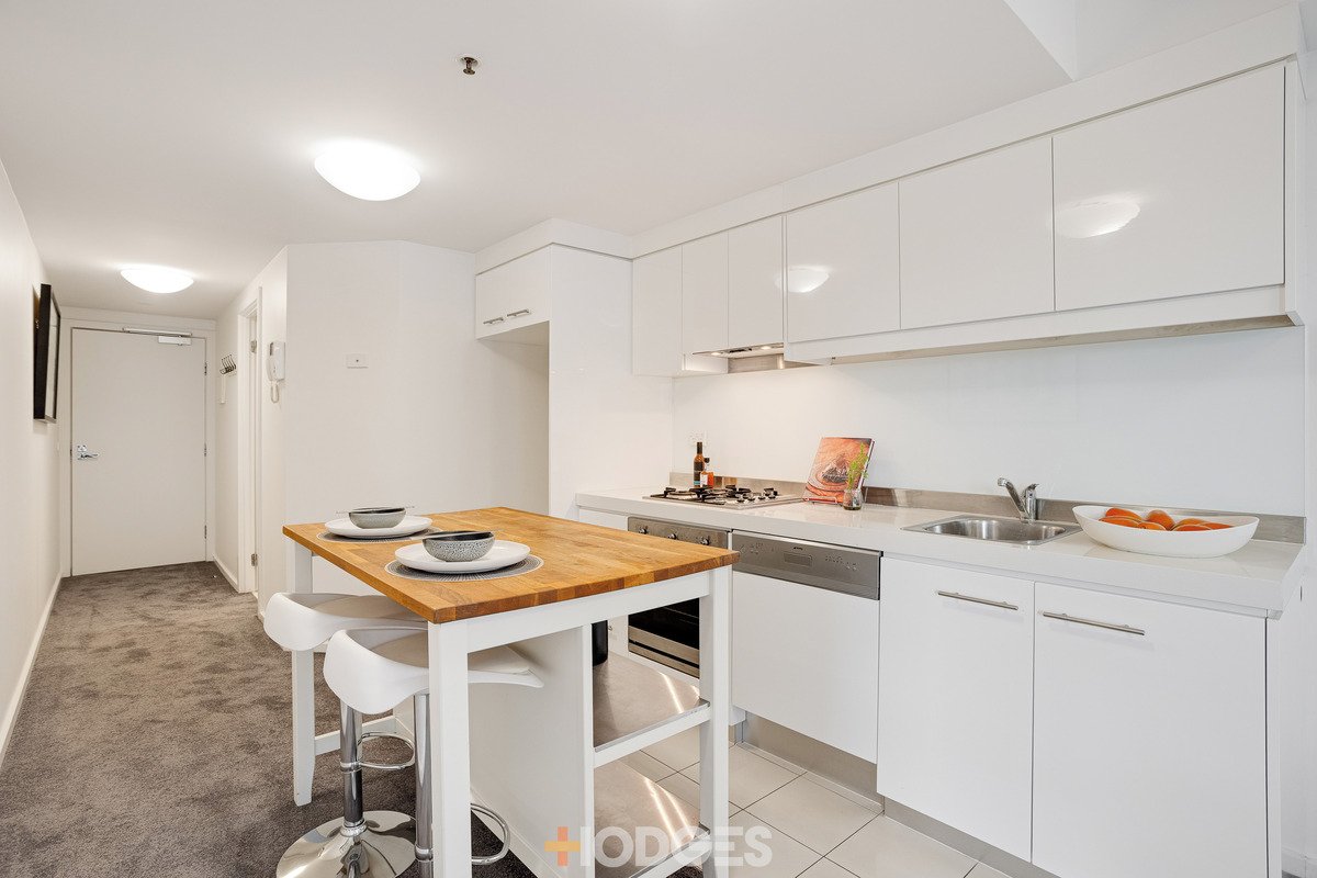 703 / 594 St Kilda Melbourne - Residential for sale