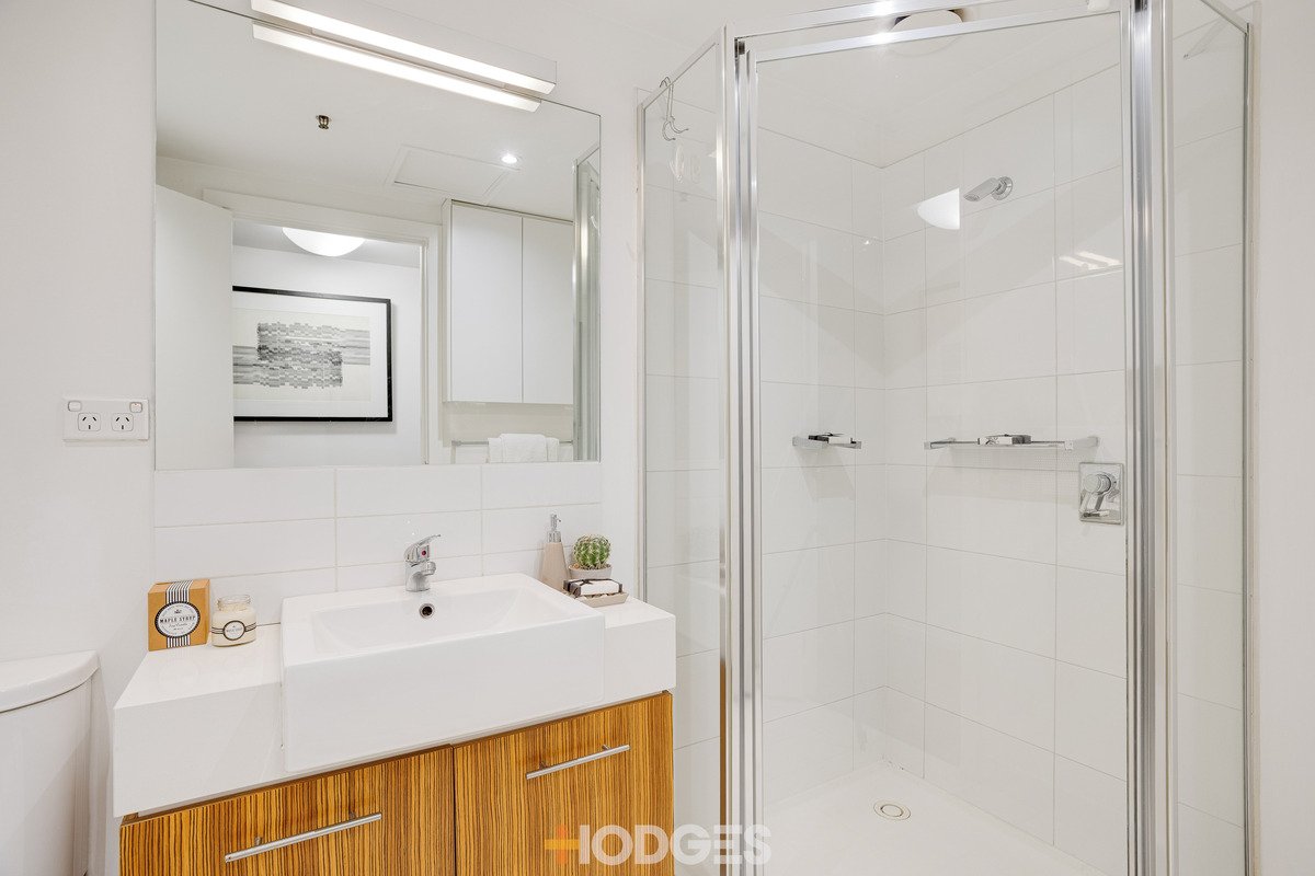 703 / 594 St Kilda Melbourne - Residential for sale