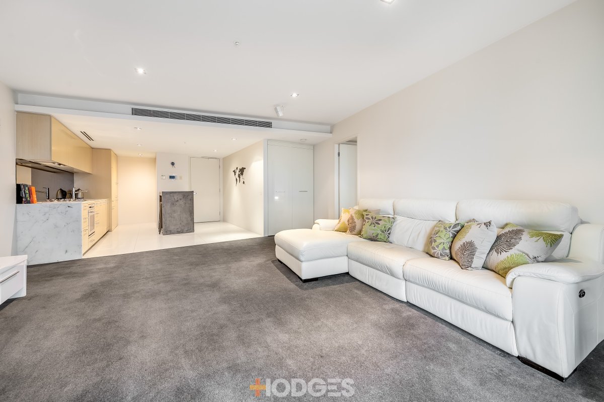 708 / 576 St Kilda Road MELBOURNE - Residential for sale