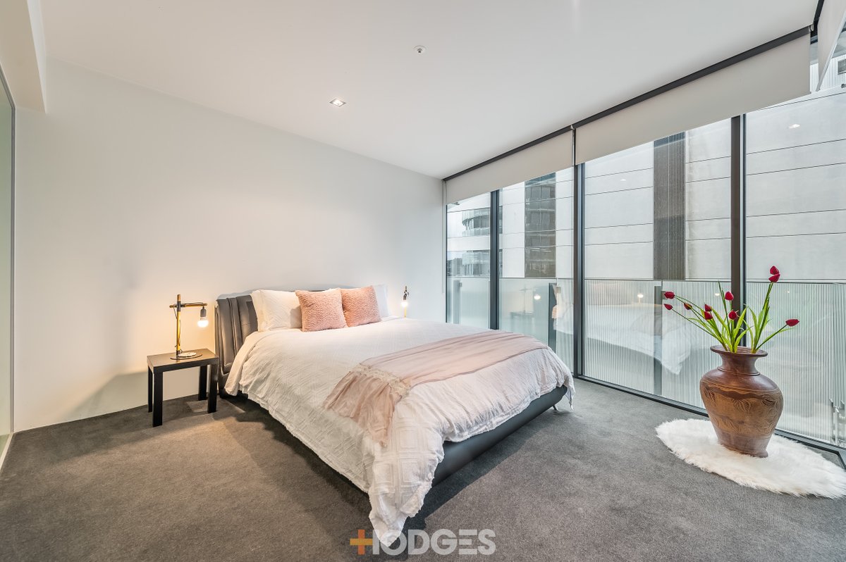 708 / 576 St Kilda Road MELBOURNE - Residential for sale