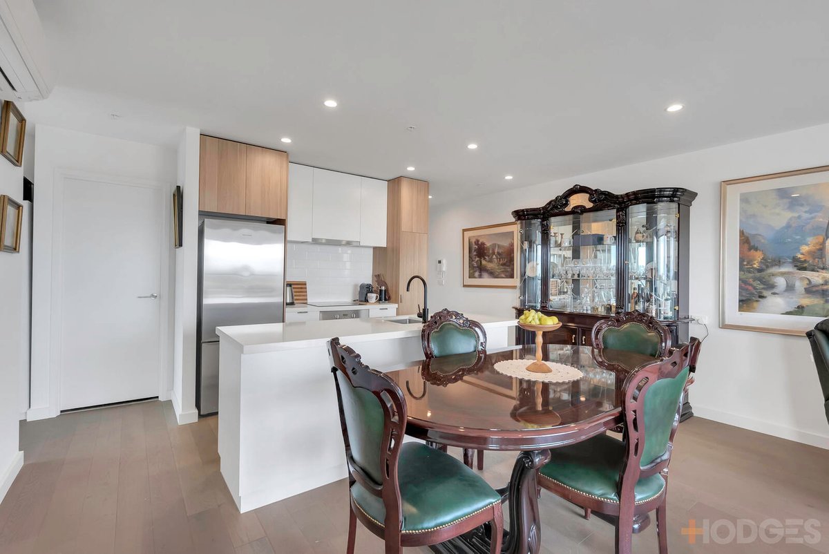 709 / 6 Railway Road Cheltenham - Residential for sale