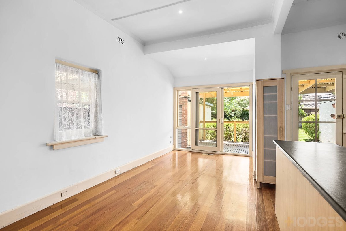 71 Como Parade East Parkdale - Residential for sale