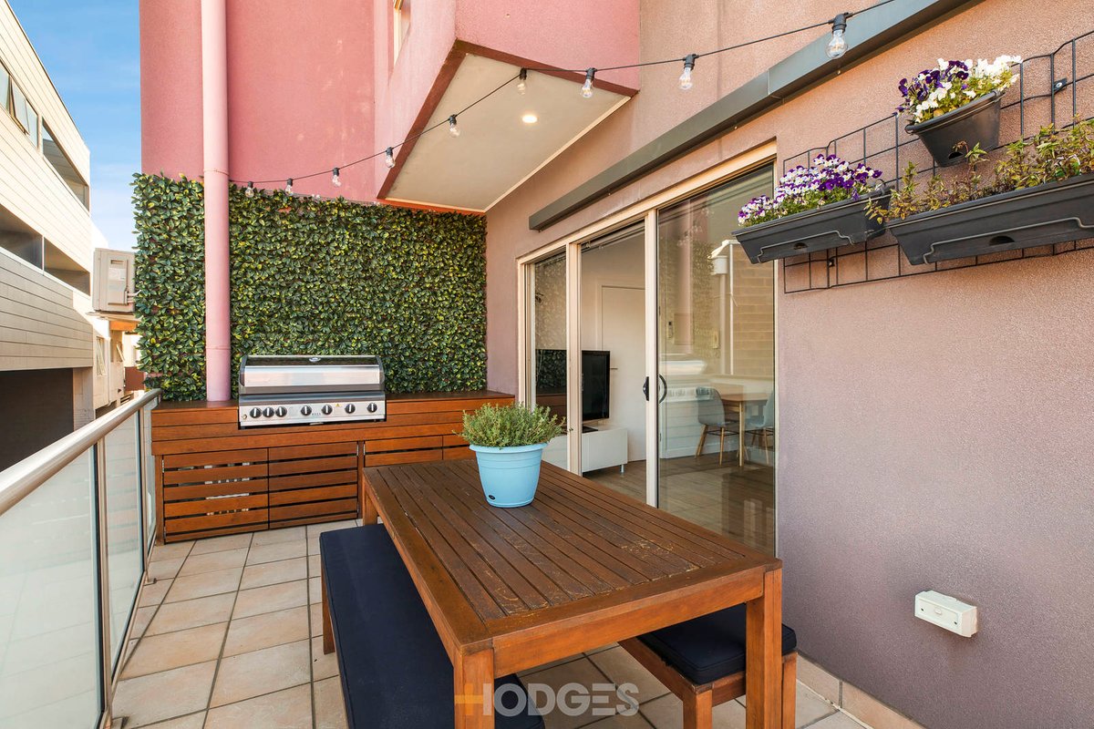 7 / 101-103 Orrong Crescent Caulfield North - Residential for sale