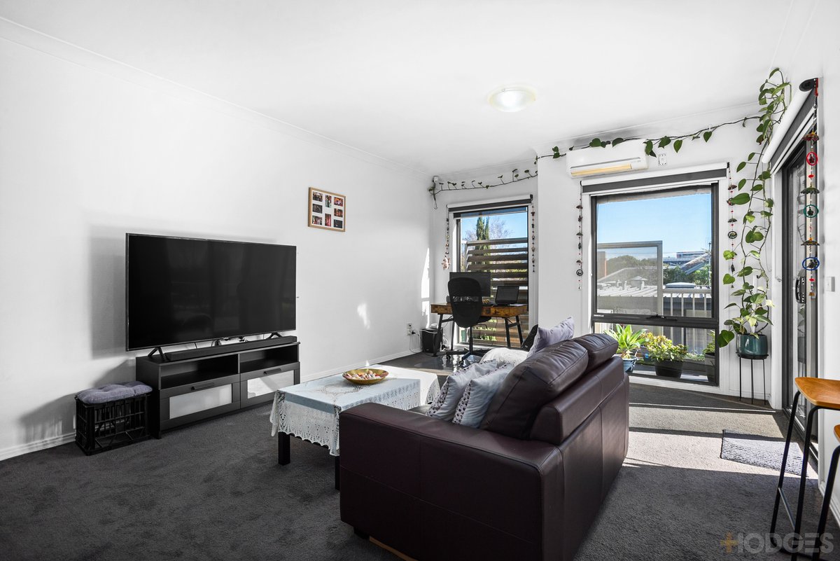 7 / 1136 Dandenong Road Carnegie - Residential for sale