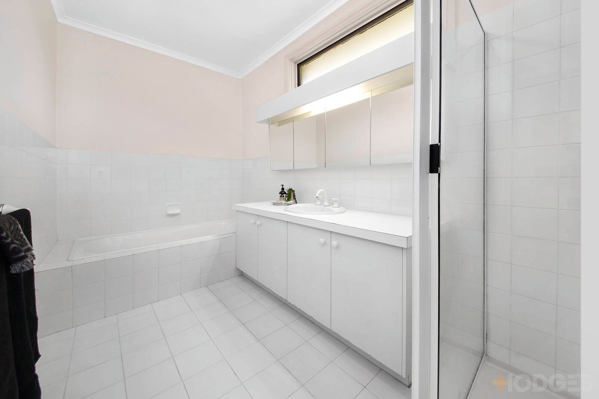 7 / 12 Parkside Street Elsternwick - Residential for sale