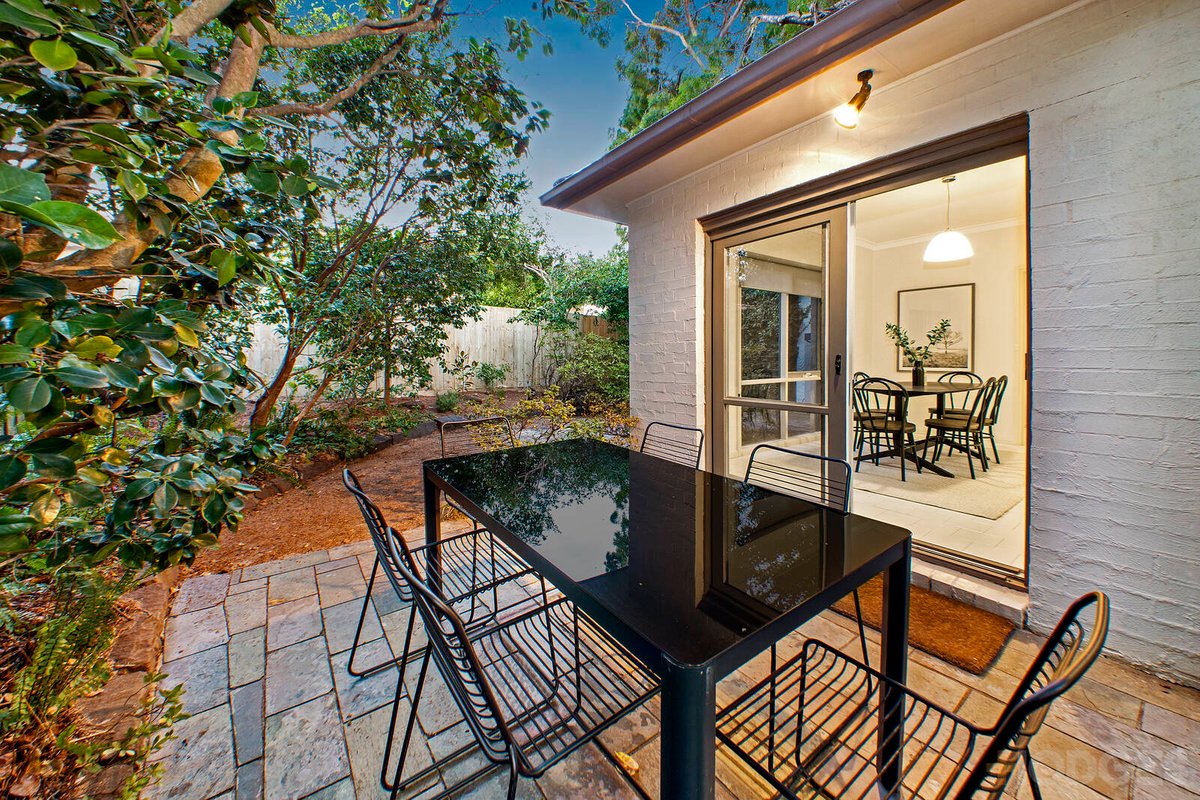 7 / 12 Parkside Street Elsternwick - Residential for sale