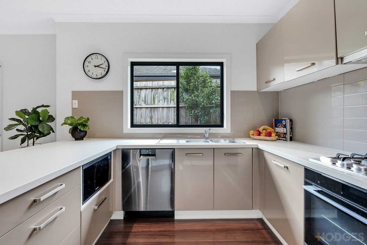 7 / 17 Collocott Street Mordialloc - Residential for sale
