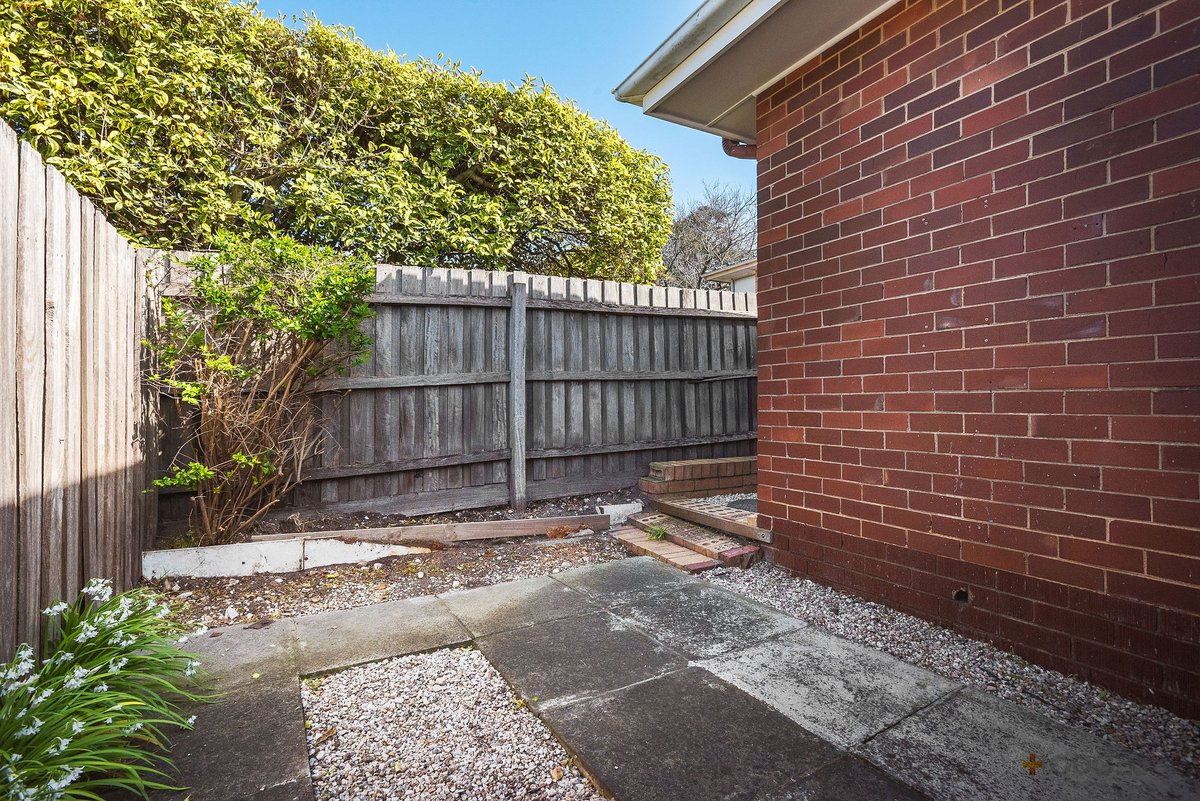 7 / 19 Florence Street Mentone - Residential for lease