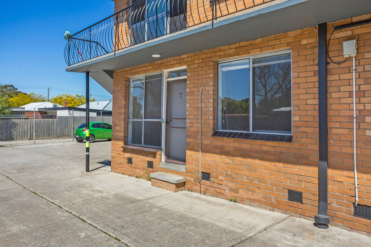 7 / 19 Kingsville Street Kingsville - Residential for sale