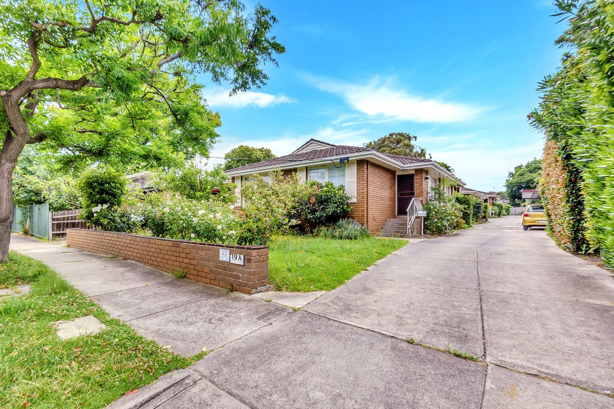7 / 19a Gordon Street Beaumaris - Residential for sale