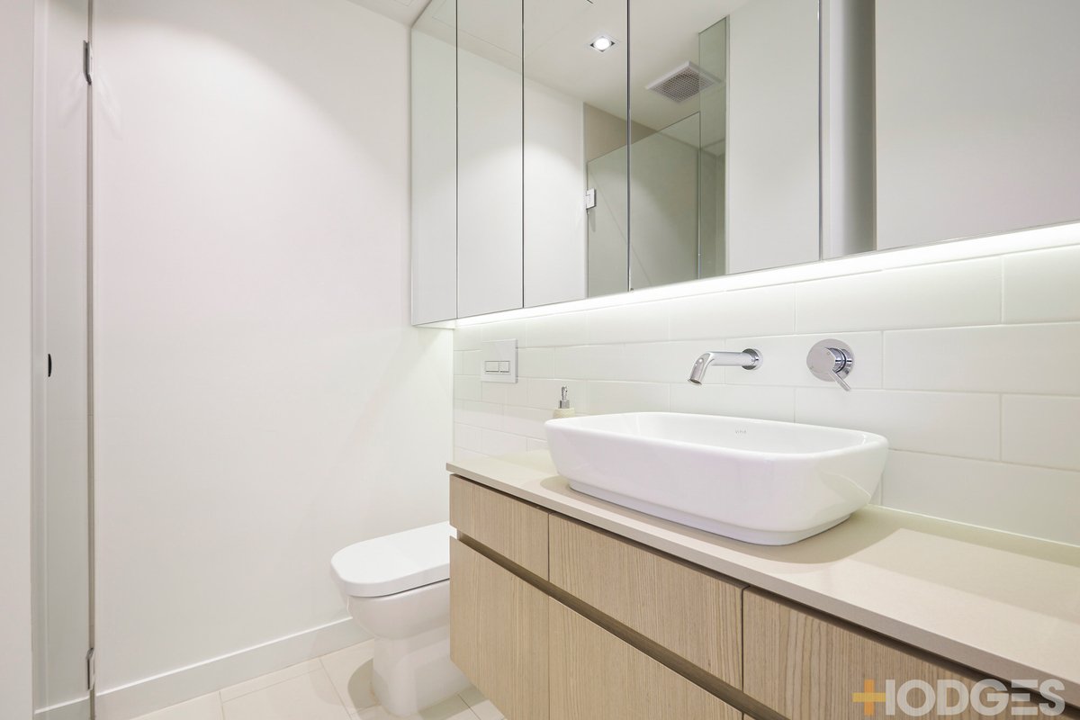 7 / 2 Cromwell Road SOUTH YARRA - Residential for lease