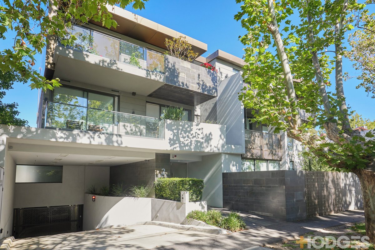 7 / 2 Cromwell Road SOUTH YARRA - 2 bedroom property