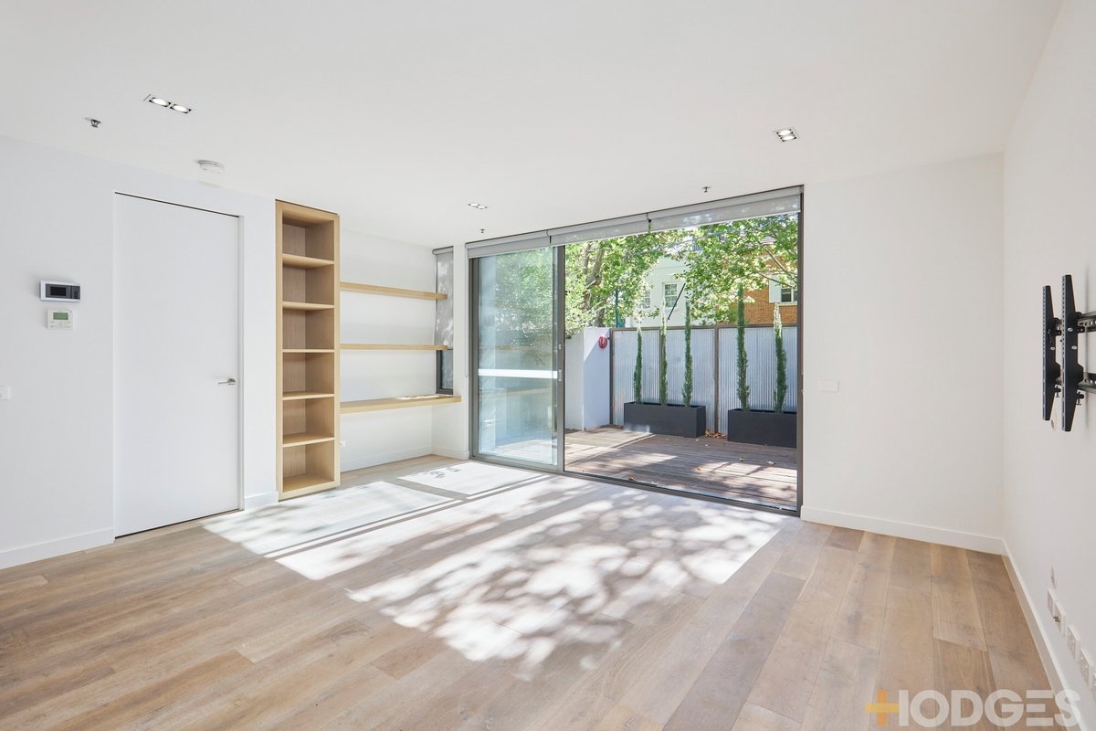 7 / 2 Cromwell Road SOUTH YARRA - Residential for lease