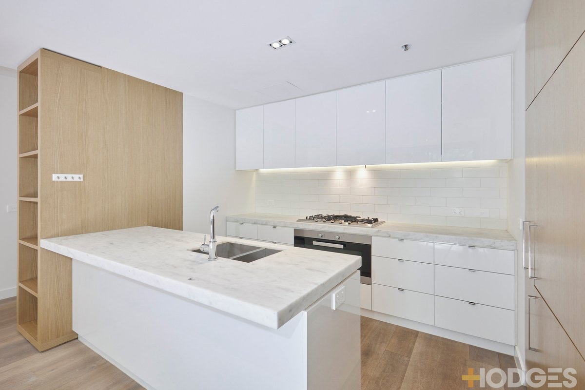 7 / 2 Cromwell Road SOUTH YARRA - Residential for lease