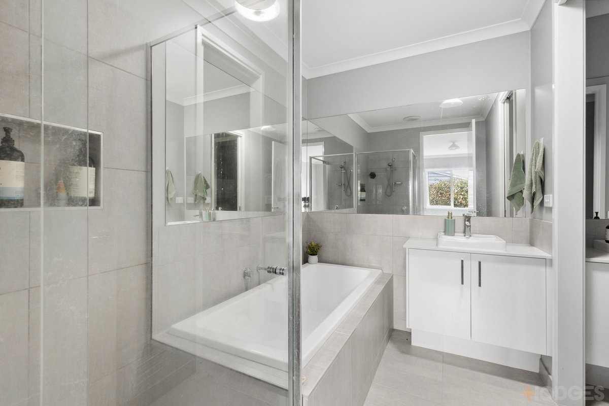 72 Draper Street Ocean Grove - Residential for sale
