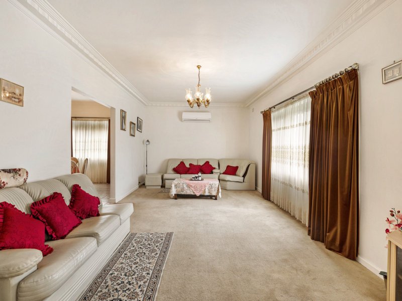 72 Roberts Street WEST FOOTSCRAY - Residential for sale