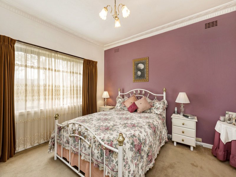 72 Roberts Street WEST FOOTSCRAY - Residential for sale