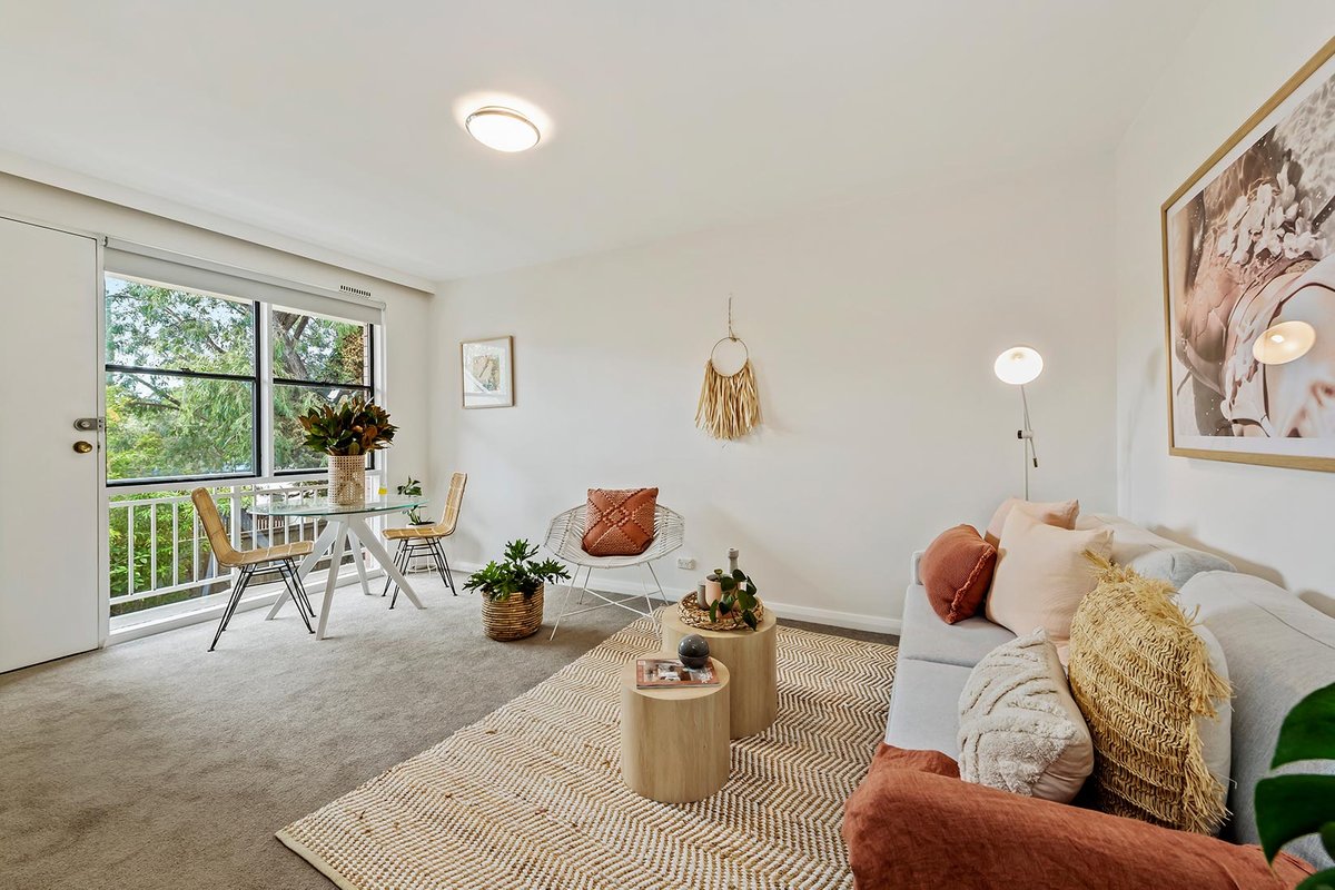 7 / 2 Selwyn Avenue ELWOOD - Residential for sale