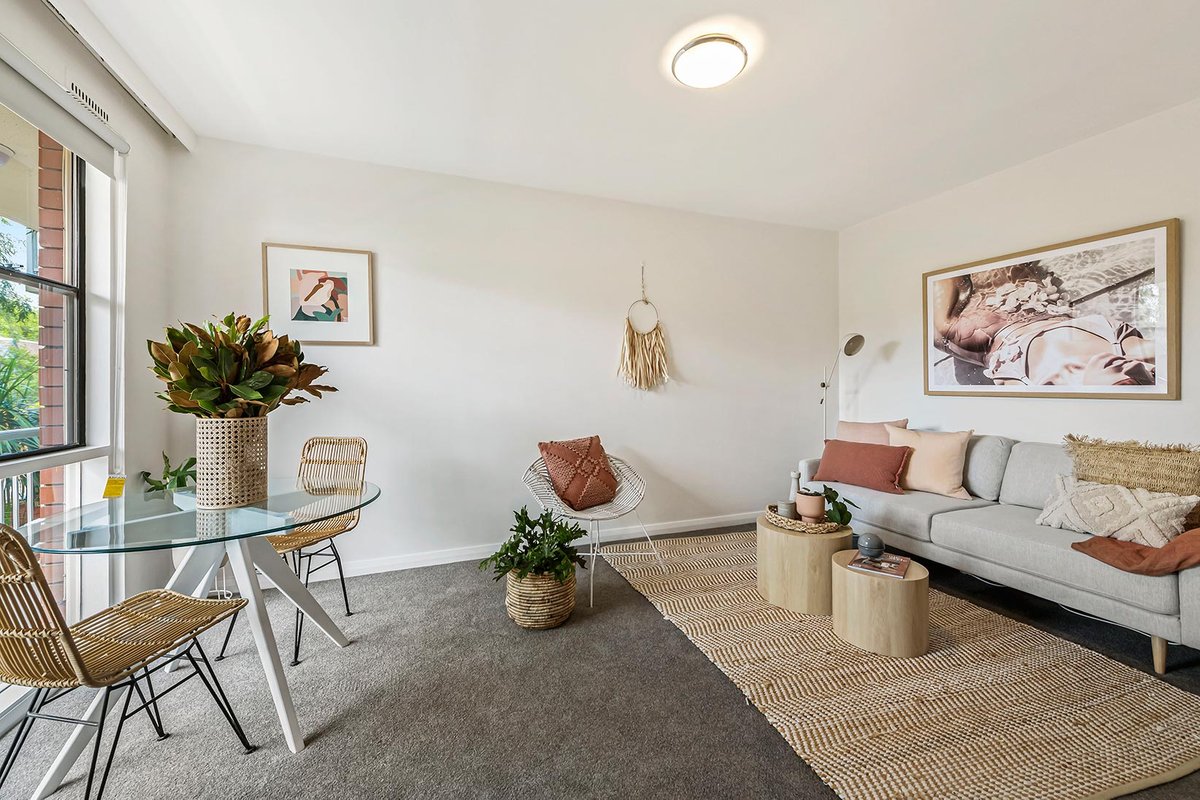 7 / 2 Selwyn Avenue ELWOOD - Residential for sale