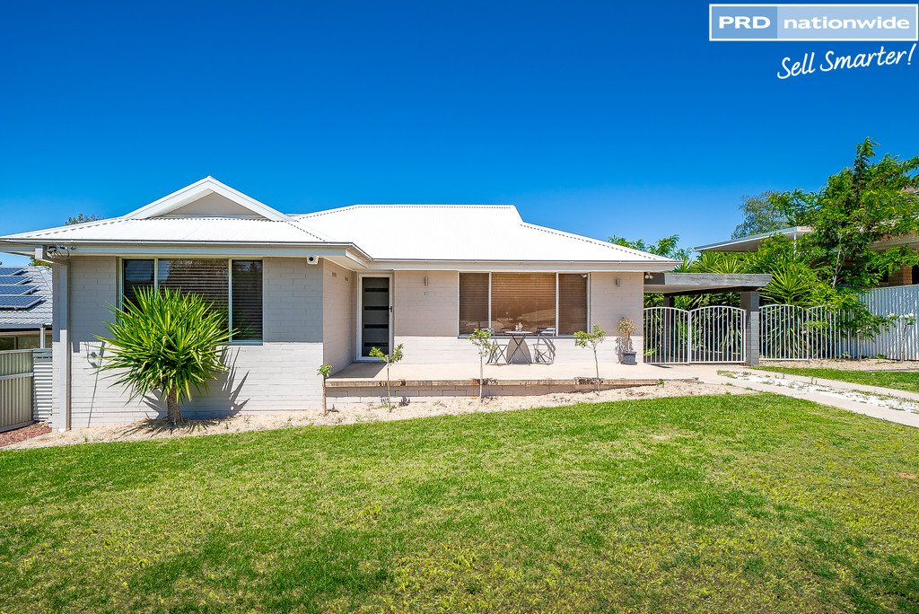 72 Stanley Street, KOORINGAL NSW 2650