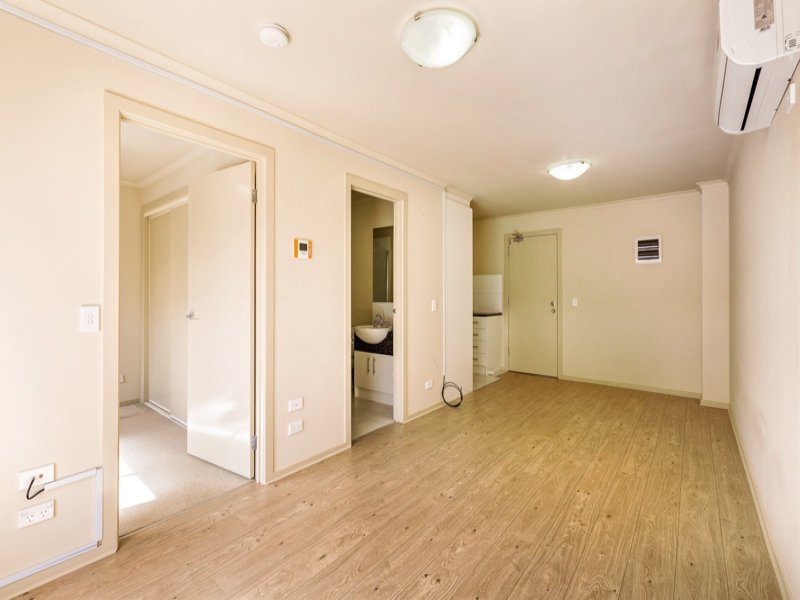 7 / 20 Bishop Street KINGSVILLE - Residential for sale