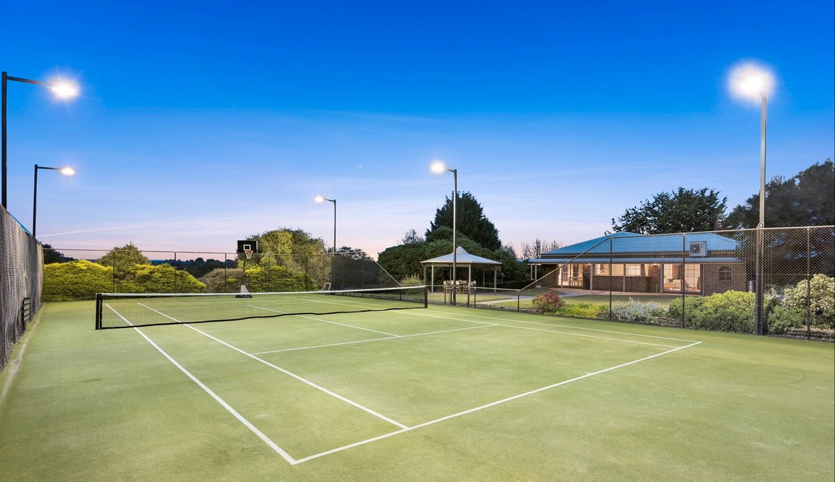 720 Dickins Road Freshwater Creek - Residential for sale
