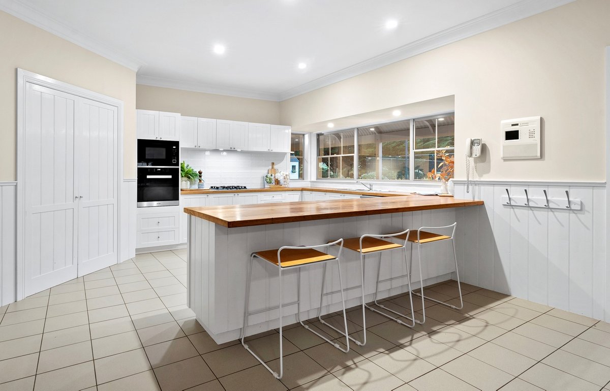 720 Dickins Road Freshwater Creek - Residential for sale
