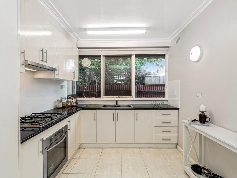 7 / 204 Ballarat Road FOOTSCRAY - Residential for sale