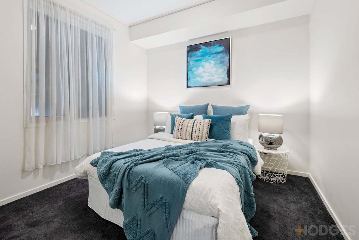 7 / 23 Queens Road Melbourne - Residential for sale