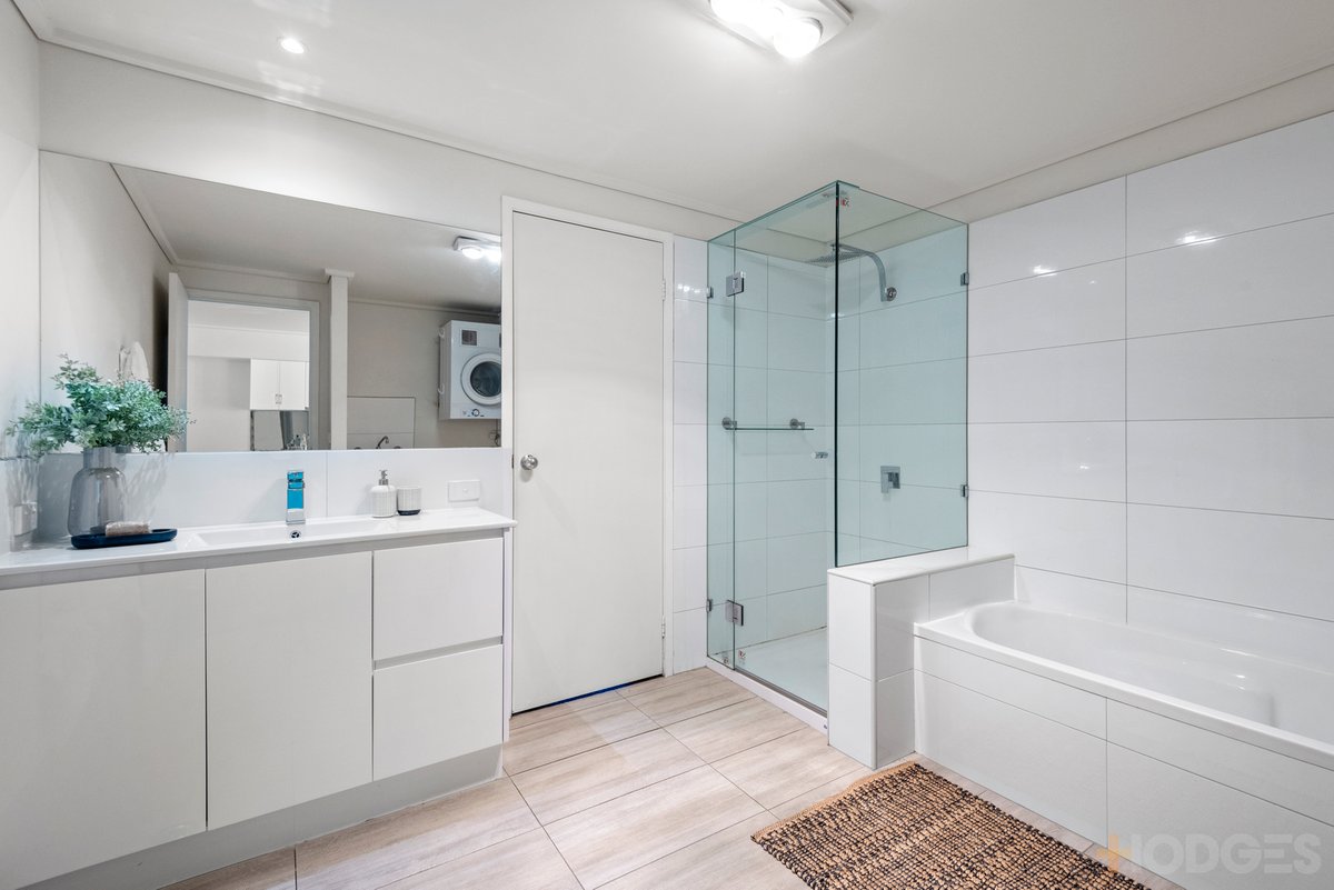 7 / 23 Queens Road Melbourne - Residential for sale