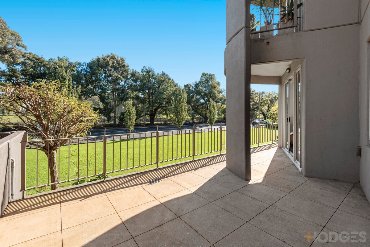 7 / 23 Queens Road Melbourne - Residential for sale