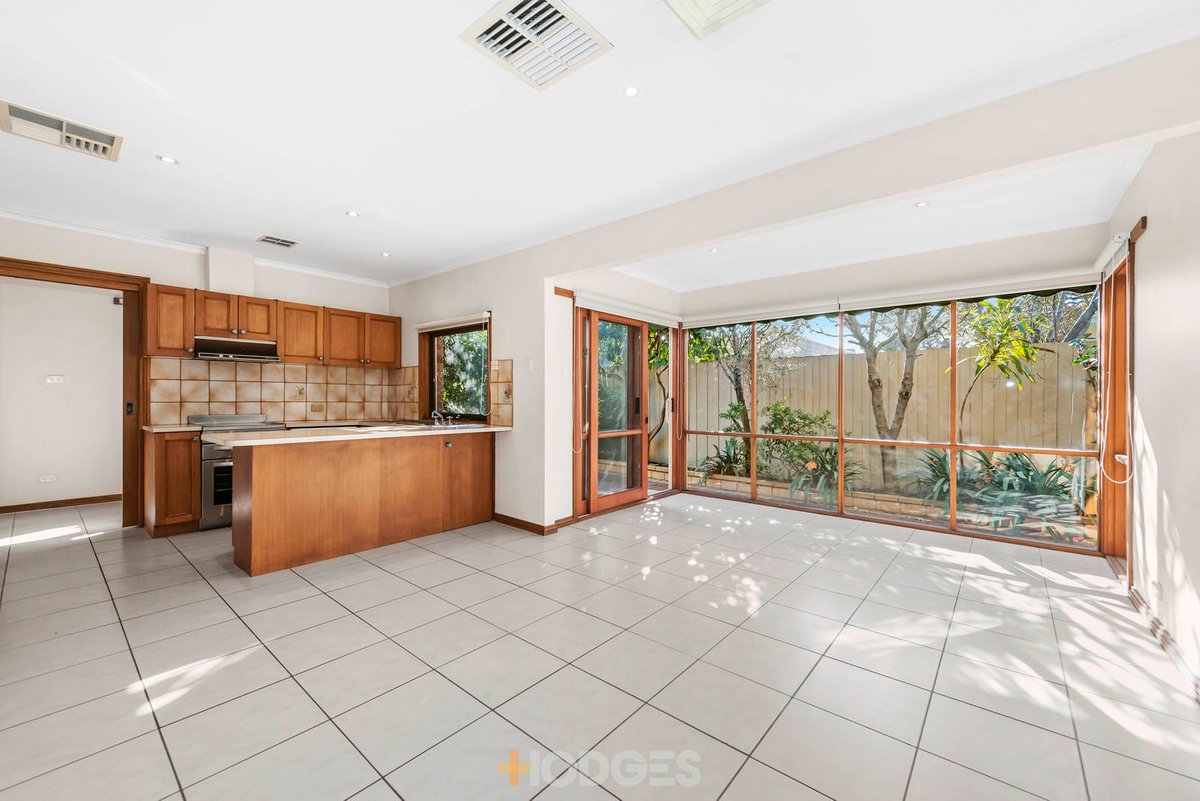 7 / 233 Bluff Road Sandringham - Residential for sale