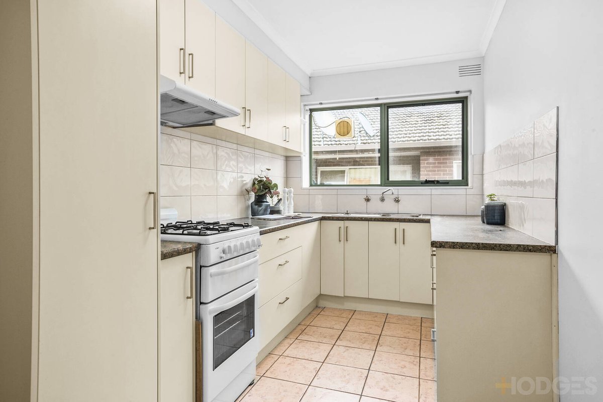 7 / 25 Genoa Street Moorabbin - Residential for sale