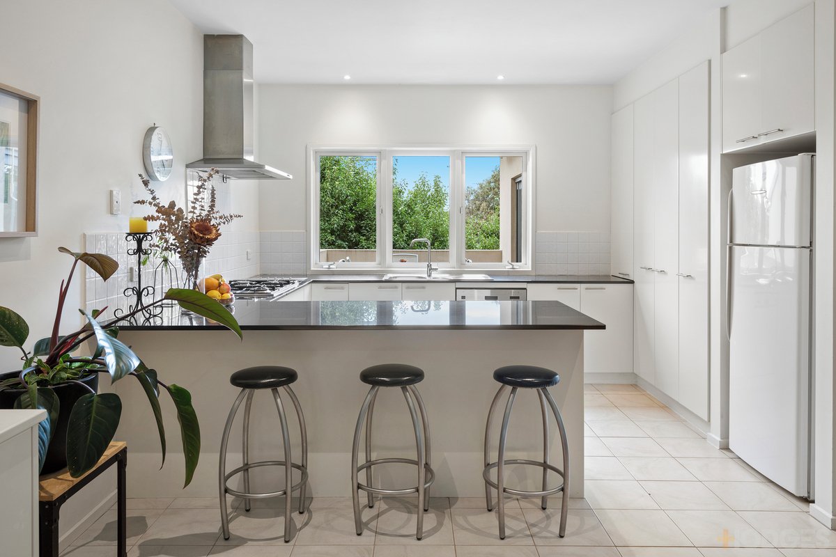 73 Haydens Road Beaumaris - Residential for lease