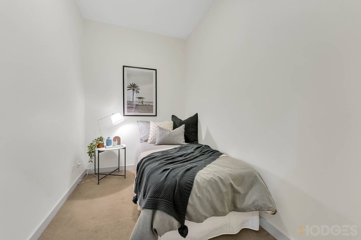 7 / 3 Sandbelt Close Heatherton - Residential for sale