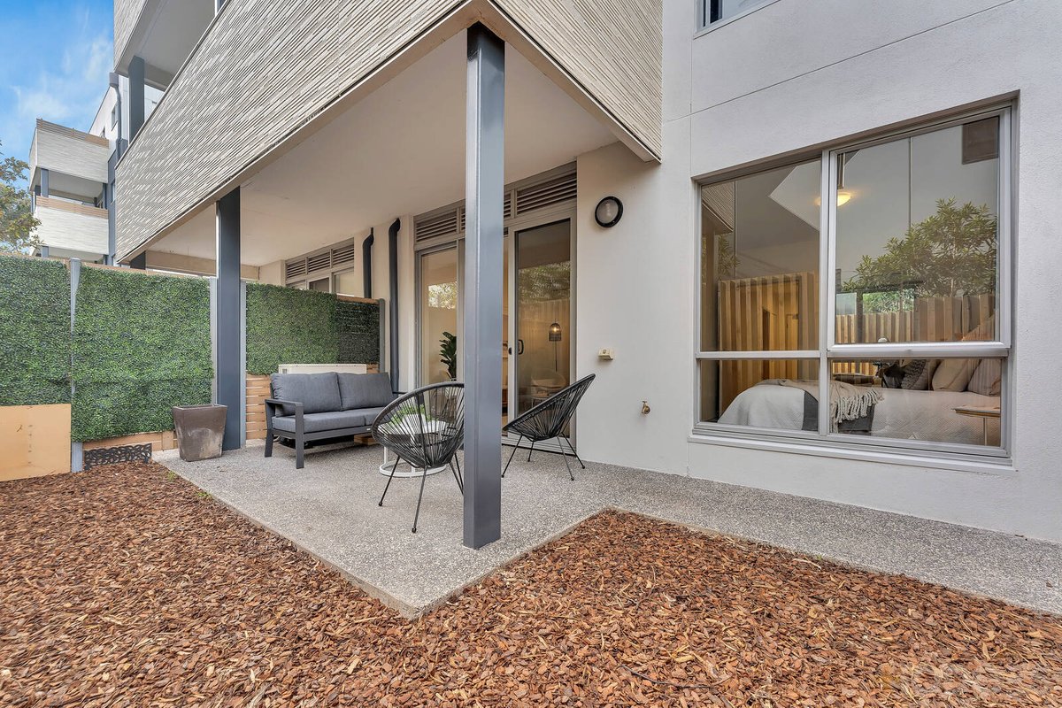 7 / 3 Sandbelt Close Heatherton - Residential for sale