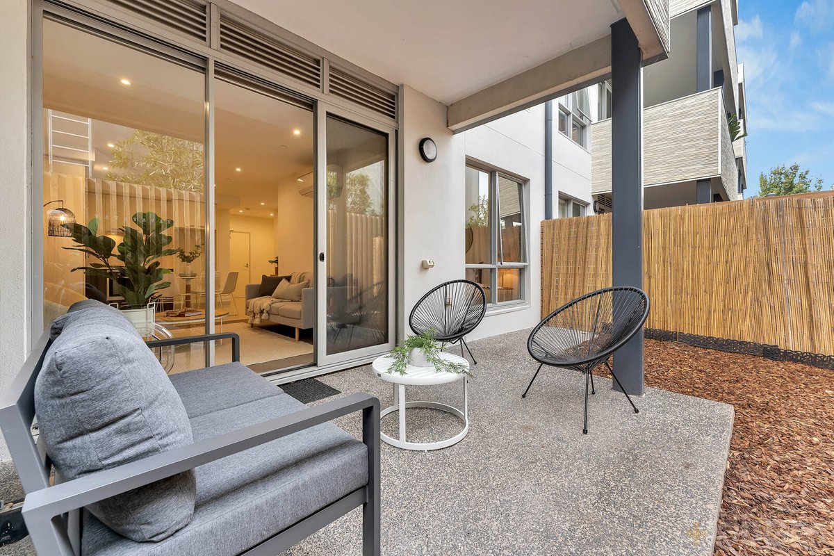 7 / 3 Sandbelt Close Heatherton - Residential for sale