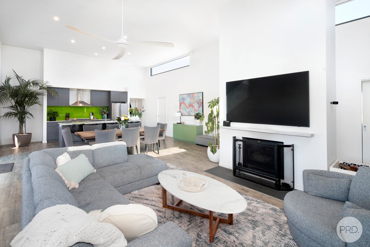 73 Whites Road, CARDIGAN VIC 3352