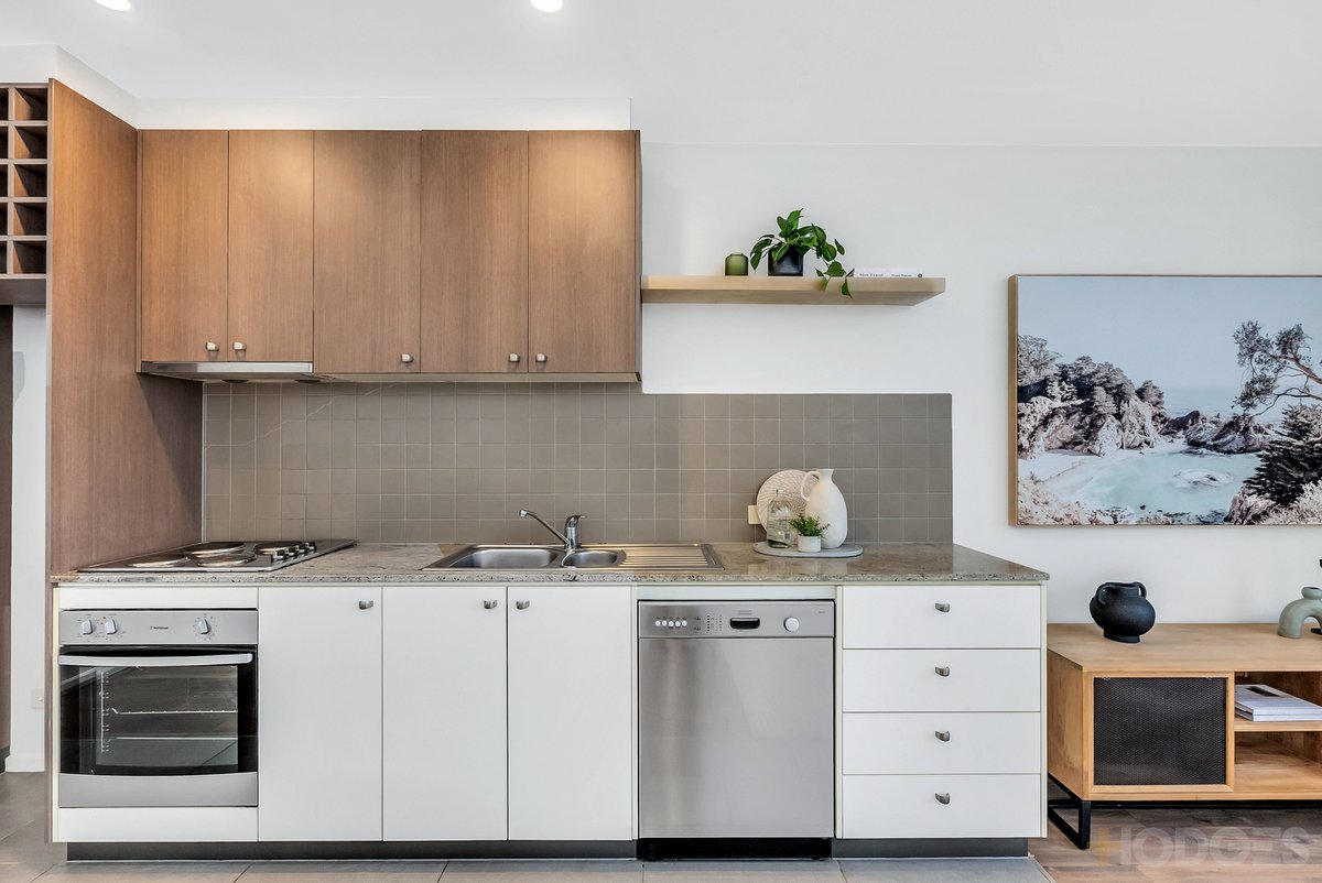 7 / 300 Como Parade West Parkdale - Residential for sale