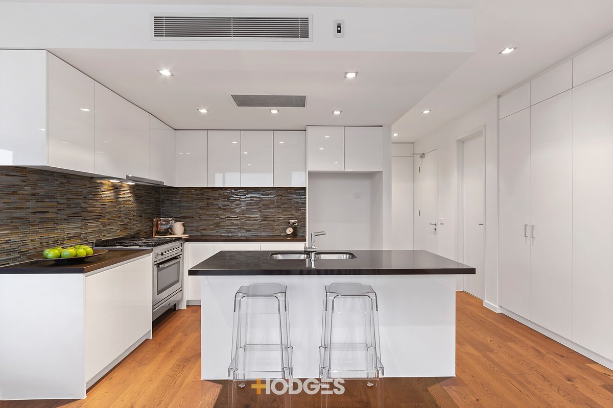 7/35 Willis Street Hampton - Residential for sale