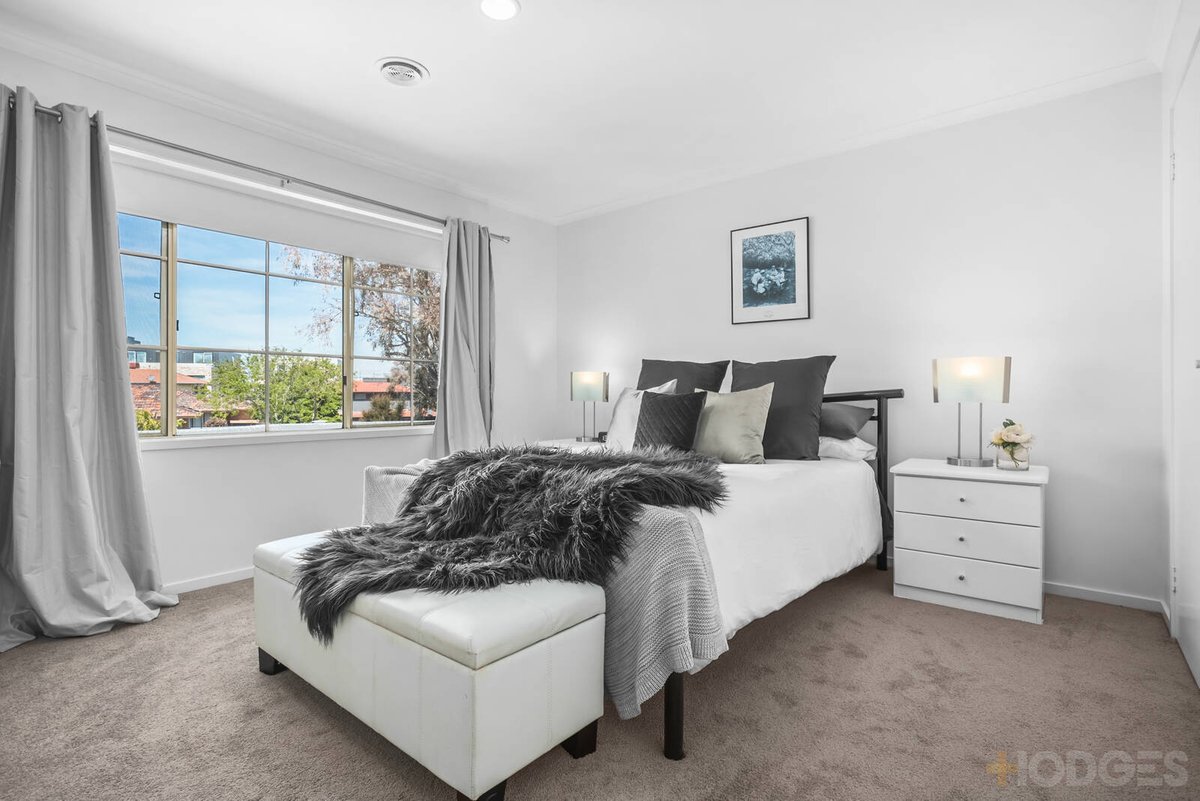7 / 410 Nepean Highway Parkdale - Residential for sale