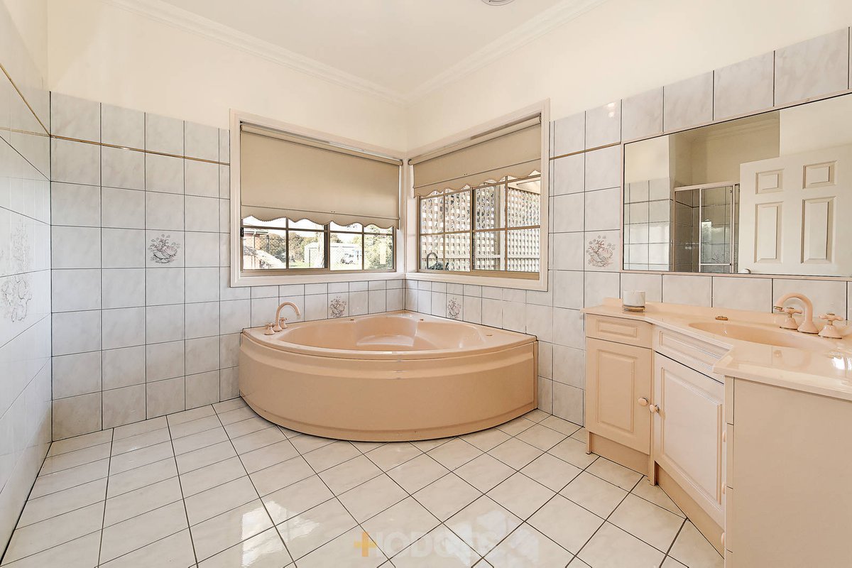 747 Sayers Road Hoppers Crossing - Residential for sale