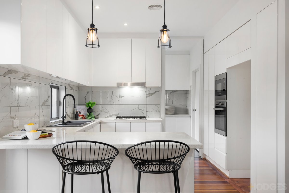 76 Earlsfield Road Hampton - Residential for sale